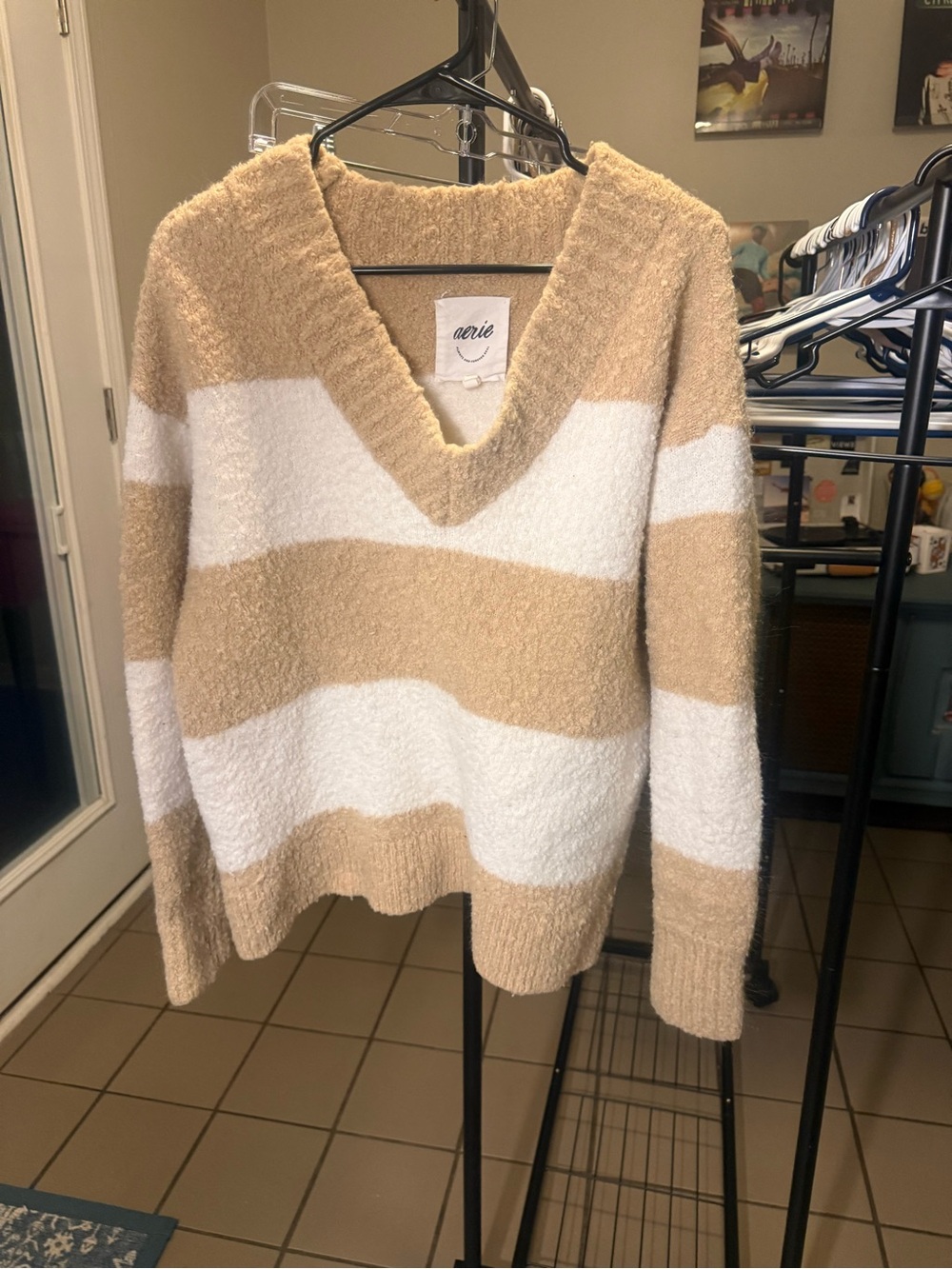 aerie Women's Cream & Tan Striped V-Neck Sweater Pullover